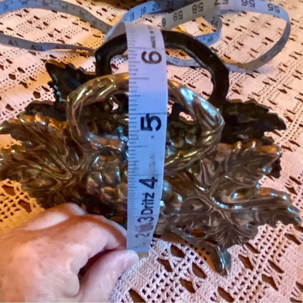 🔥Godinger Silver Plated Footed Embossed Grape Vine Napkin Holder🔥 Vintage 1994